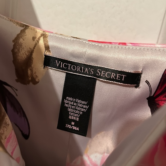 NWOT Victorias Secret Satin midi - Picture 4 of 4